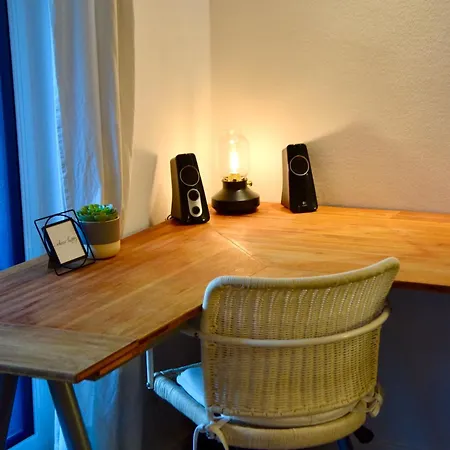 Stilvolle Mit Balkon & Parkplatz