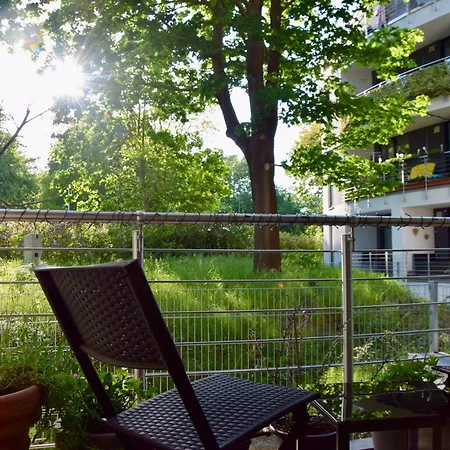 Stilvolle Mit Balkon & Parkplatz Apartment Rostock