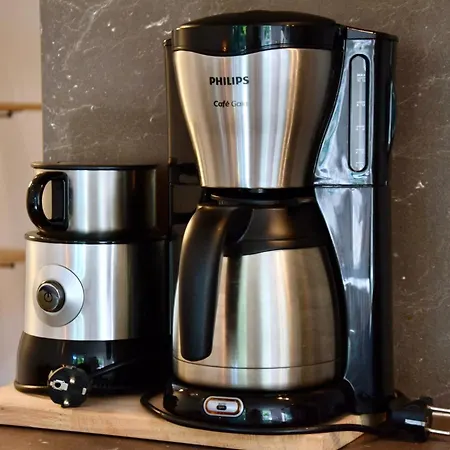 Διαμέρισμα Stilvolle Mit Balkon & Parkplatz Ρόστοκ