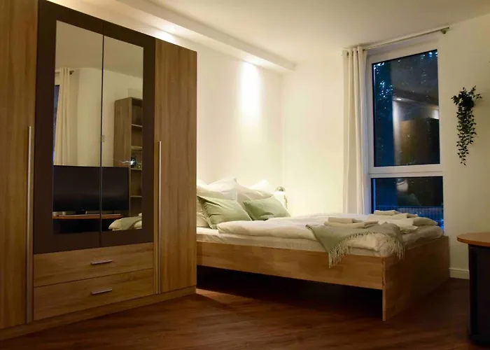 Stilvolle Mit Balkon&parkplatz * Rostock